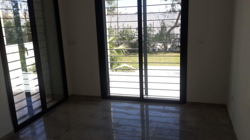 Appartement S+3 avec jardin à La Marsa